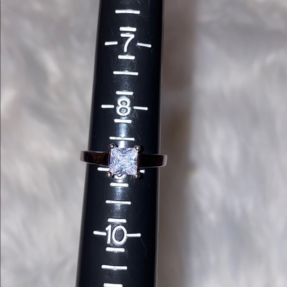 Statement Ring - Picture 2 of 4